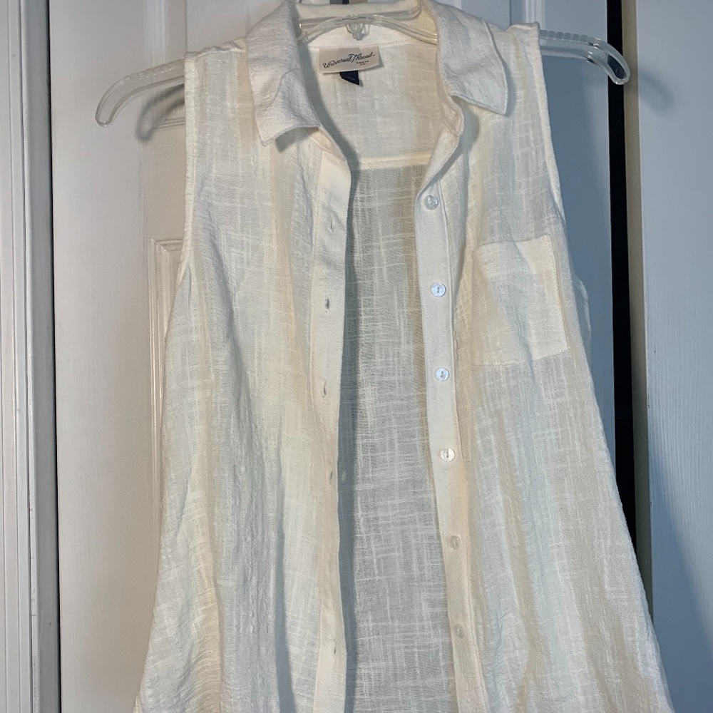 Sleeveless White Blouse Cardigan